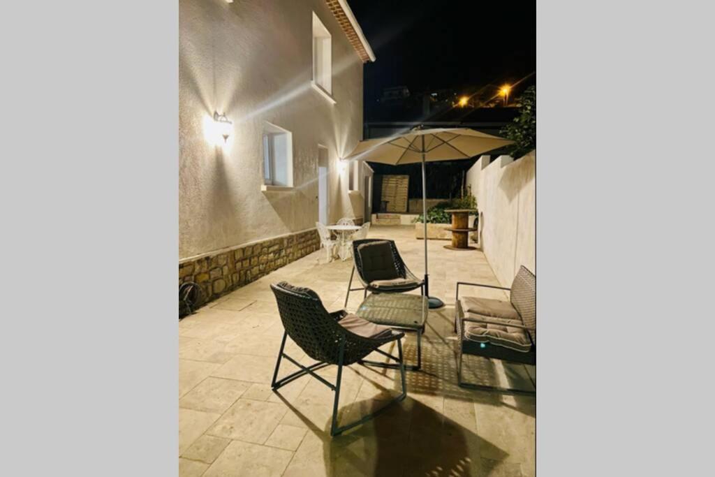 Almanarre2 Apartment Hyeres Bagian luar foto